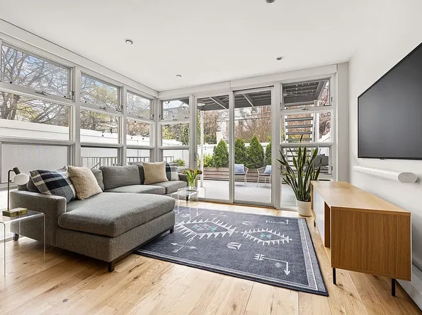 402 Pacific St APT 1, Brooklyn, NY 11217