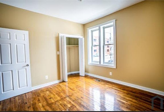4th image of 1131 S Central Park Ave Floor 1