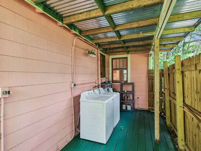 618 Louden Ave — Photo 41