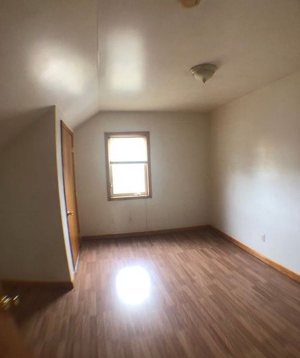 1st image of 114 Park Ave #3
