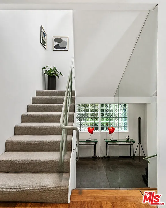 2 bed, 3.0 bath, 1589 sqft, $7,000 — Photo 4