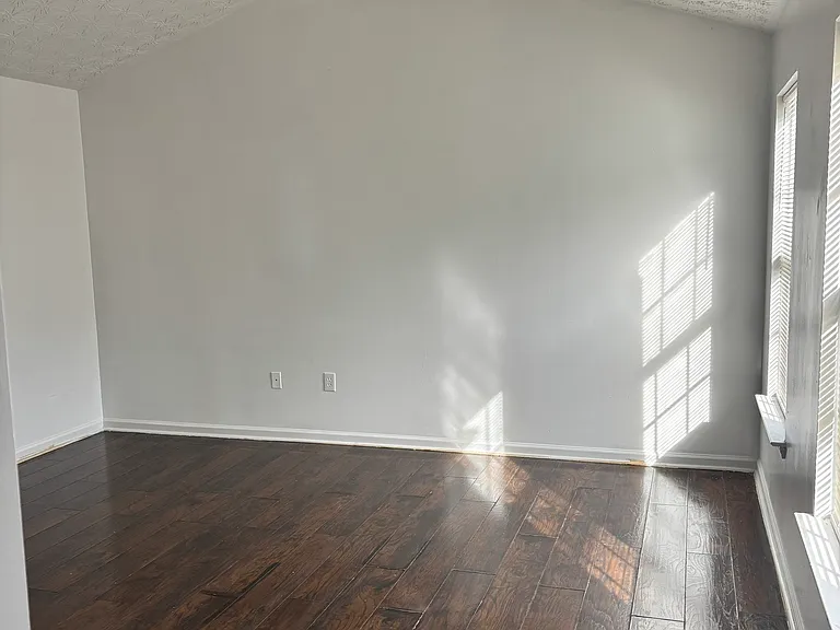 3859 Shenfield Dr — Photo 6