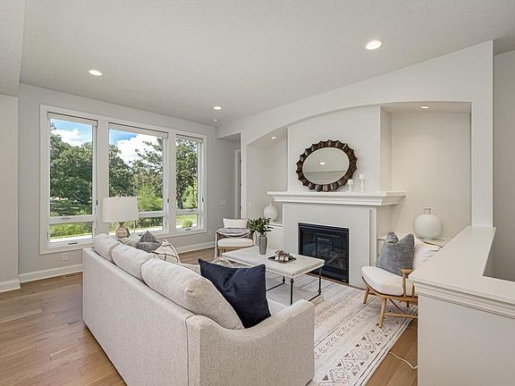 2nd image of 6442 Timber Arch Dr