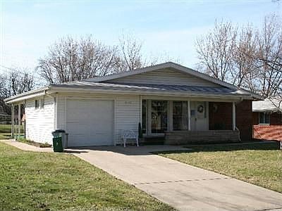 1st image of 3109 Waltham Ave