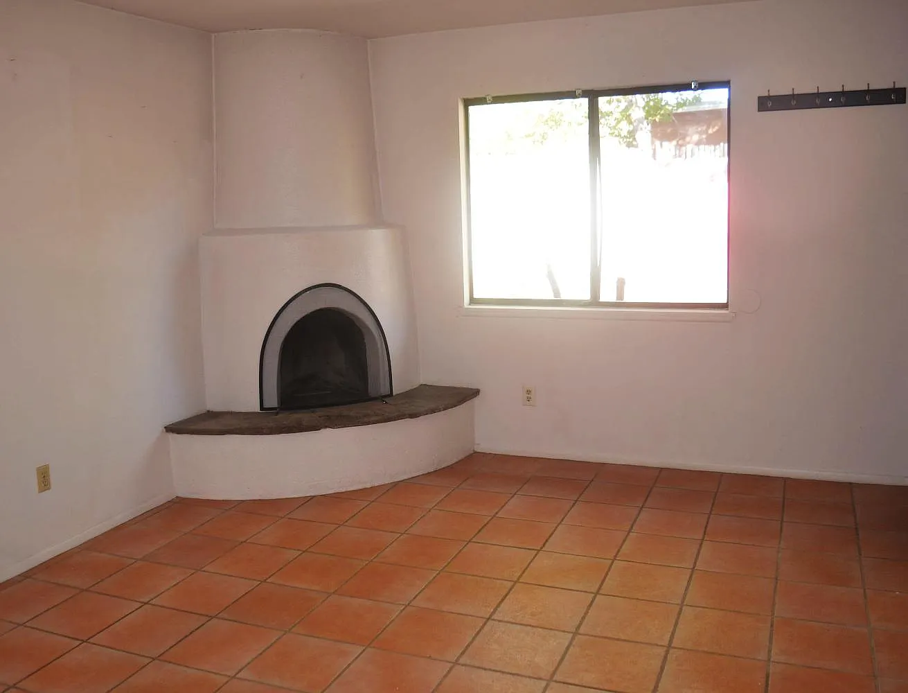 2 bed, 681 sqft, $1,600 — Photo 1