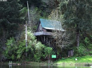739 N Tenmile Lk, Lakeside, OR