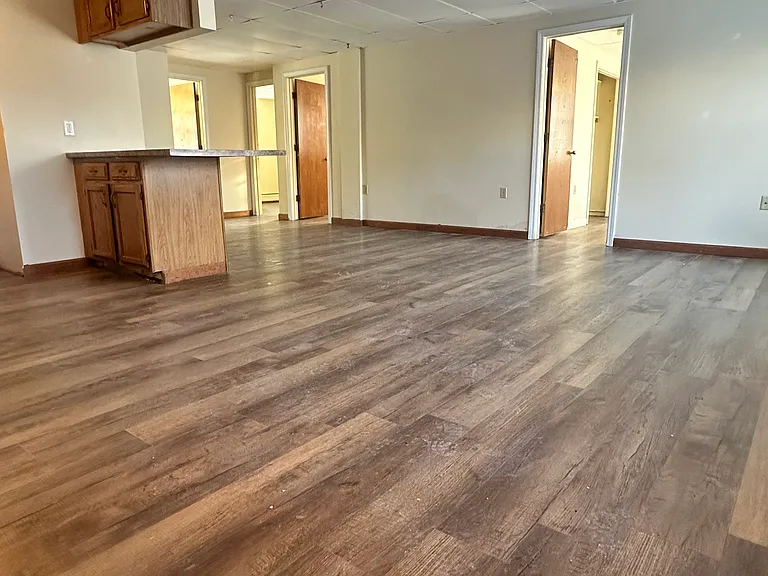 324 Main St #14 — Photo 3