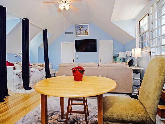 1344 Midland Ave 4E ( 005of 12).jpg