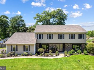 329 Sherwood Dr, Yardley, PA 19067