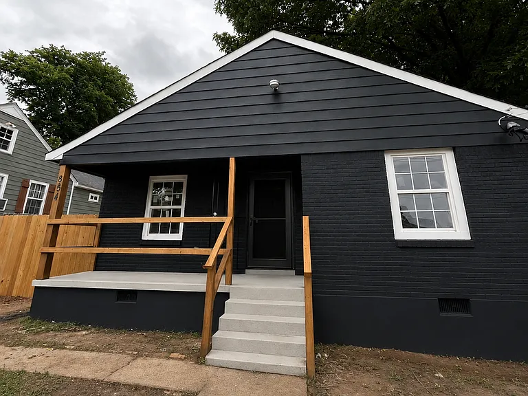 854 Josephine St — Photo 1