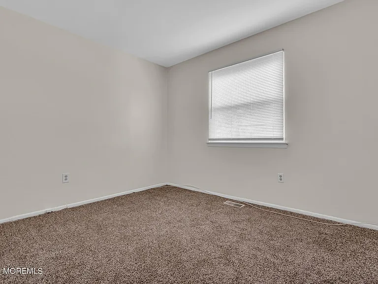 899 Nantucket Ct — Photo 37