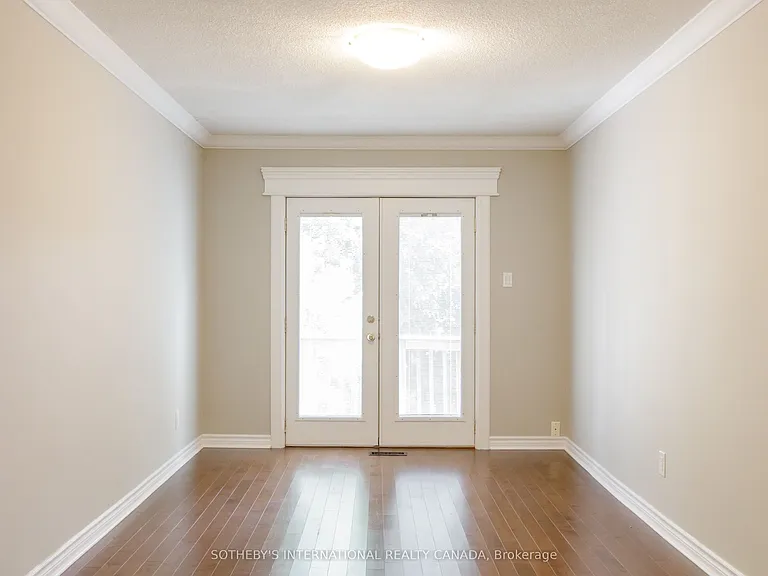 2694 Constable Rd #UPPER — Photo 20