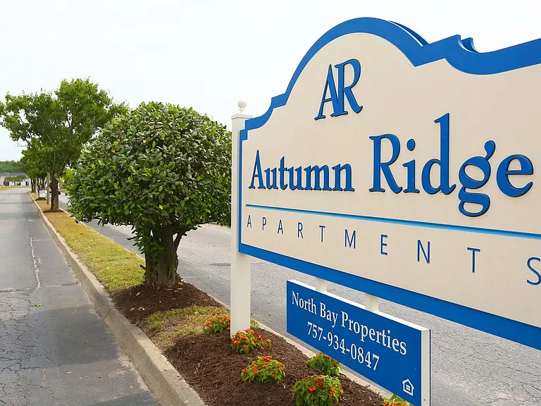 Autumn Ridge Apartments — Photo 1