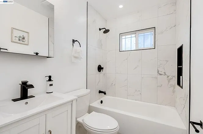 6628 Helen Ct #A — Photo 20