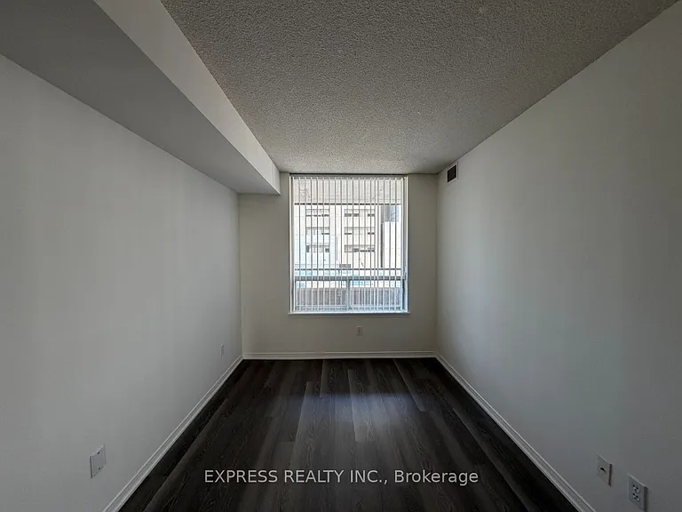 18 Hillcrest Ave #309 — Photo 9