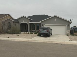 4212 S Padre Ln, Carlsbad, NM 88220