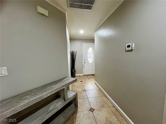 2nd image of 5900 Gordon Ave