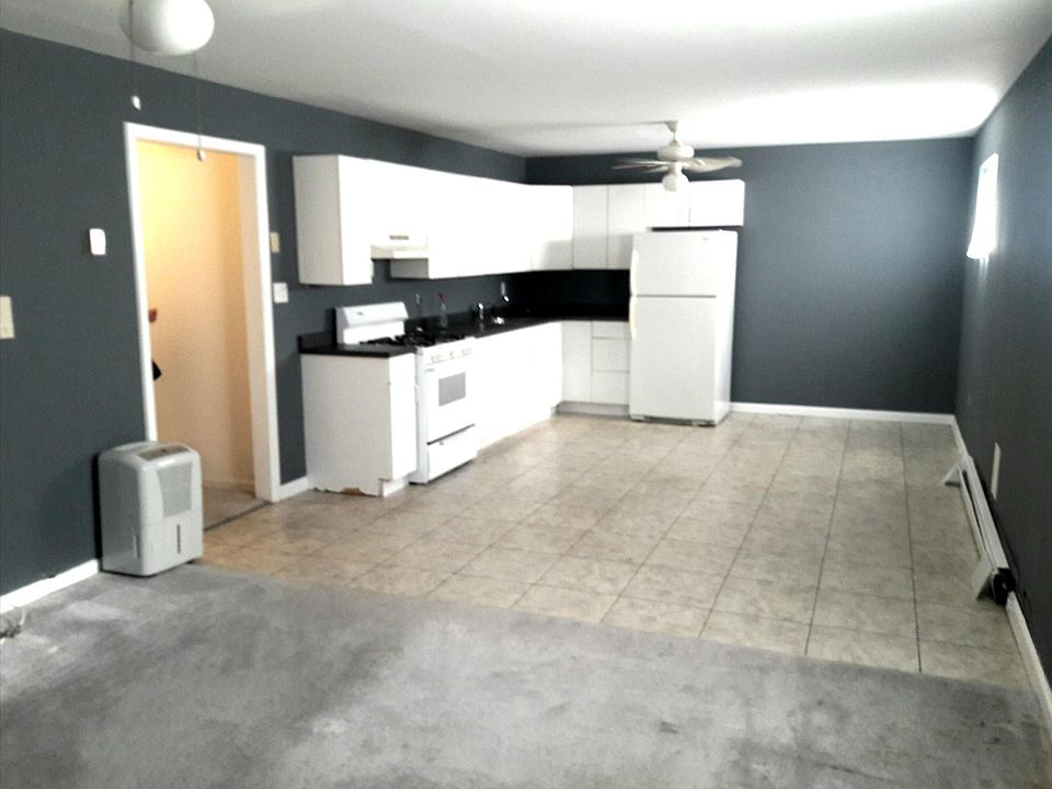 Living room & Kithcen