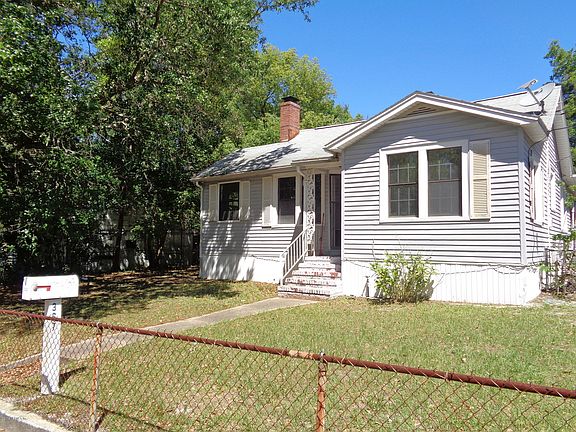 2nd image of 367 W 61st St
