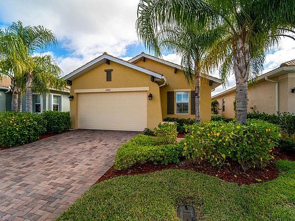 3rd image of 10443 Materita Dr