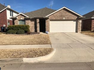 6044 Bronze River Rd, Fort Worth, TX 76179