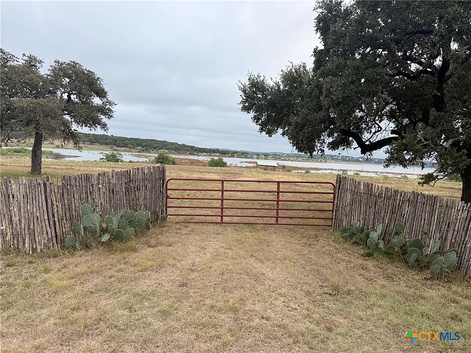 1st image of 4401 Potters Creek Rd