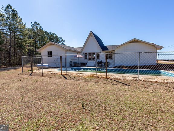 5th image of 752 Jonathans Roost Rd