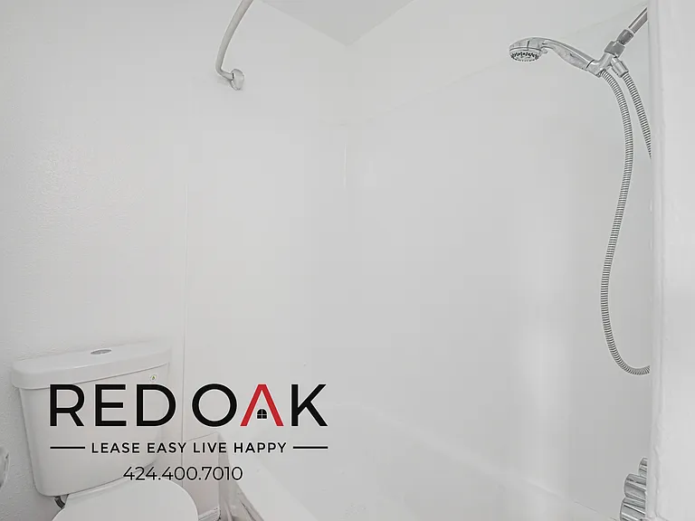 7466 Rosemead Blvd — Photo 10