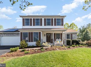 210 Fox Grove Pl, Hummelstown, PA 17036