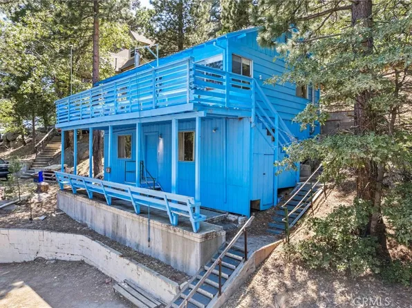 1131 Scenic Way, Rimforest, CA 92378