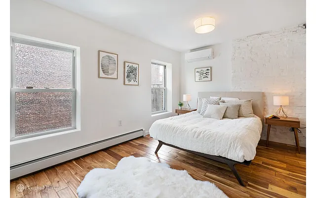 Sold by Douglas Elliman | media 17