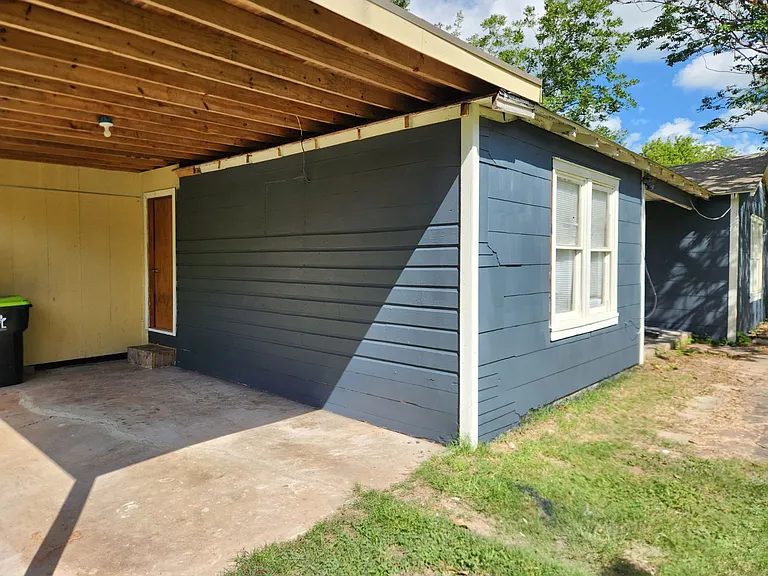 416 Delmas Dr — Photo 4
