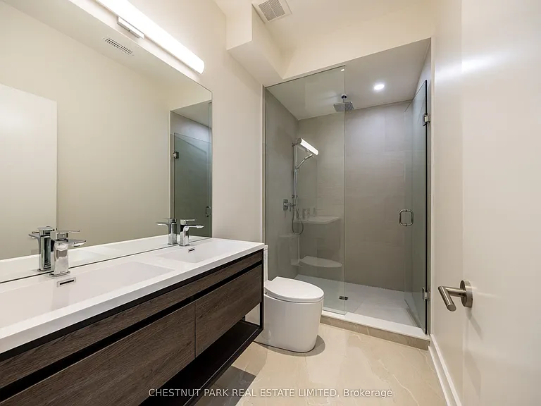 29 Hatherley Rd #D — Photo 32
