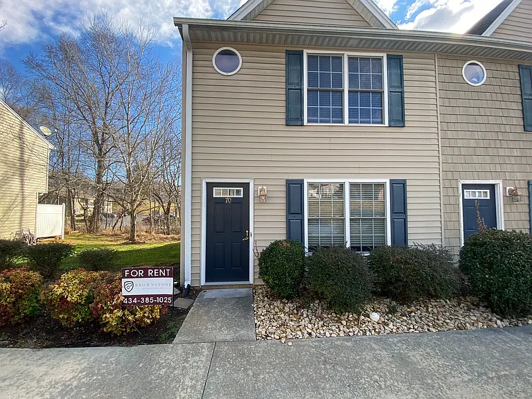 300 McConville Rd #70 — Photo 1