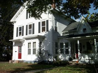 82 S Main St, Brooklyn, CT 06234