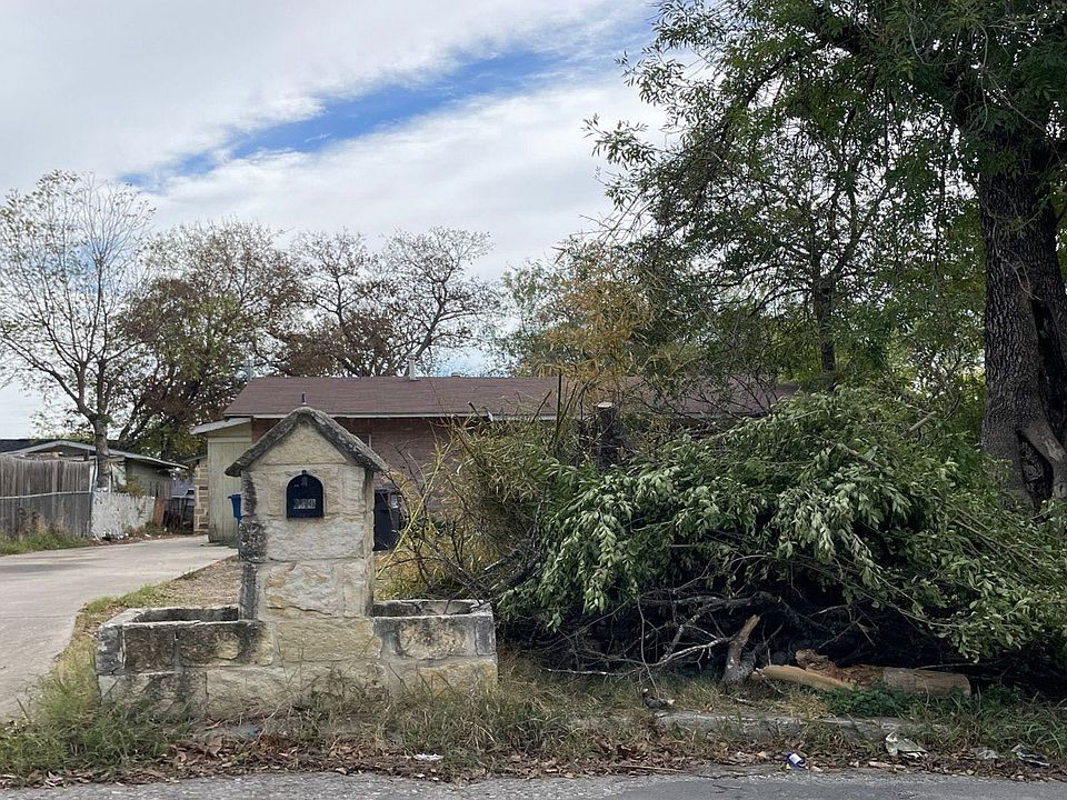 1st image of 130 Oriole Ln
