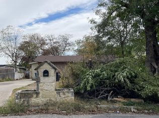 130 Oriole Ln, San Antonio, TX 78228