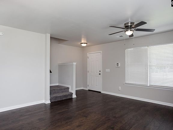 3rd image of 292 Vermillion Dr