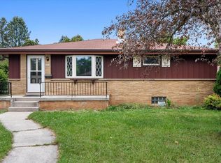 2812 North Ave, Sheboygan, WI 53083
