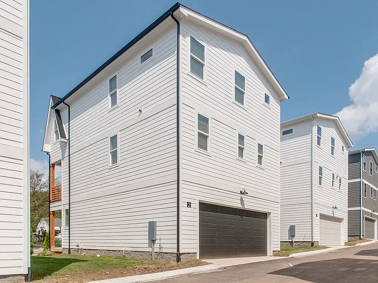530 Edwin St #2 — Photo 22