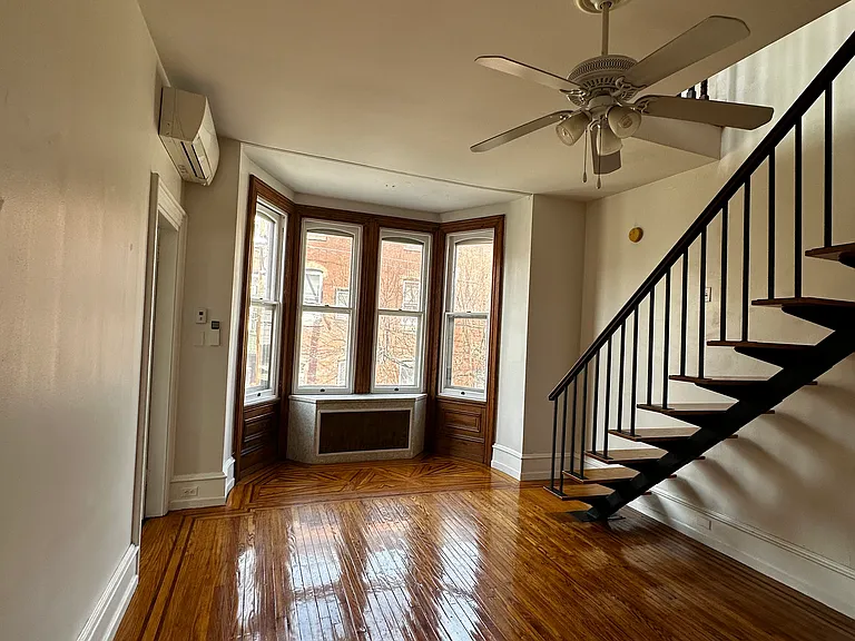 1938 W Girard Ave #3 — Photo 10