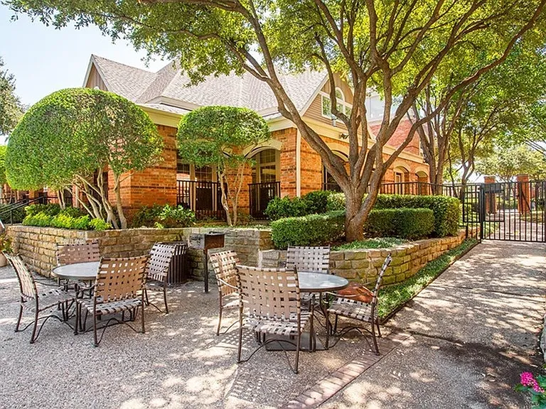 Elevate your outdoor dining experience with our apartment's picnic area