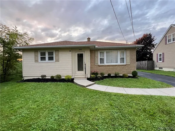1462 Kingston Ave, North Tonawanda, NY 14120