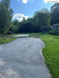 71 Meadow Loop, Newland, NC, 28657