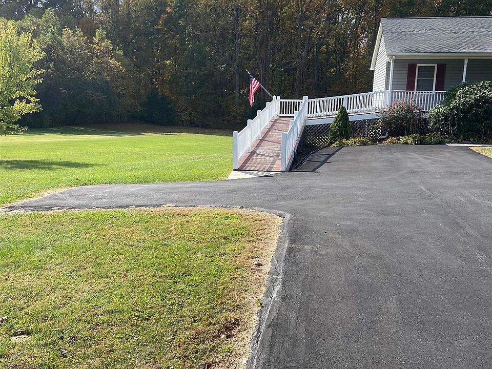 2nd image of 381 Snapps Mill Rd