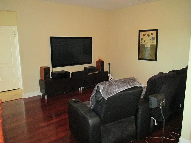 Lakeway Condo in Gated Community — Photo 4