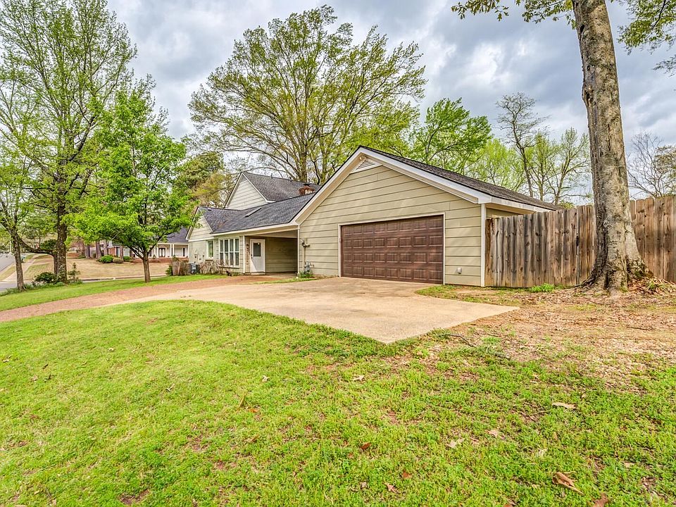 2256 Thornwood Ln, Memphis, TN 38119 Zillow
