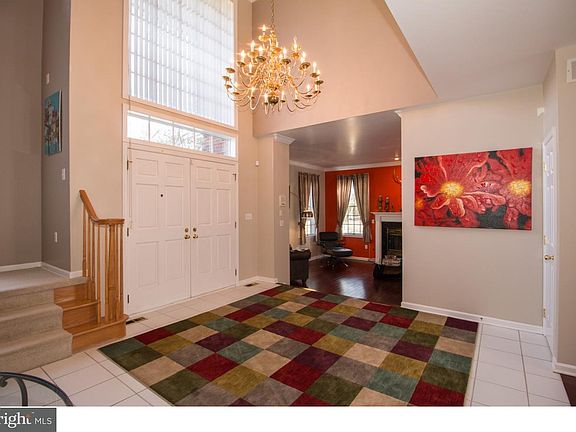 2nd image of 12 Revere Ct