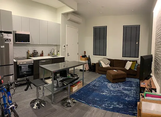 Rented by Voro, LLC | media 2