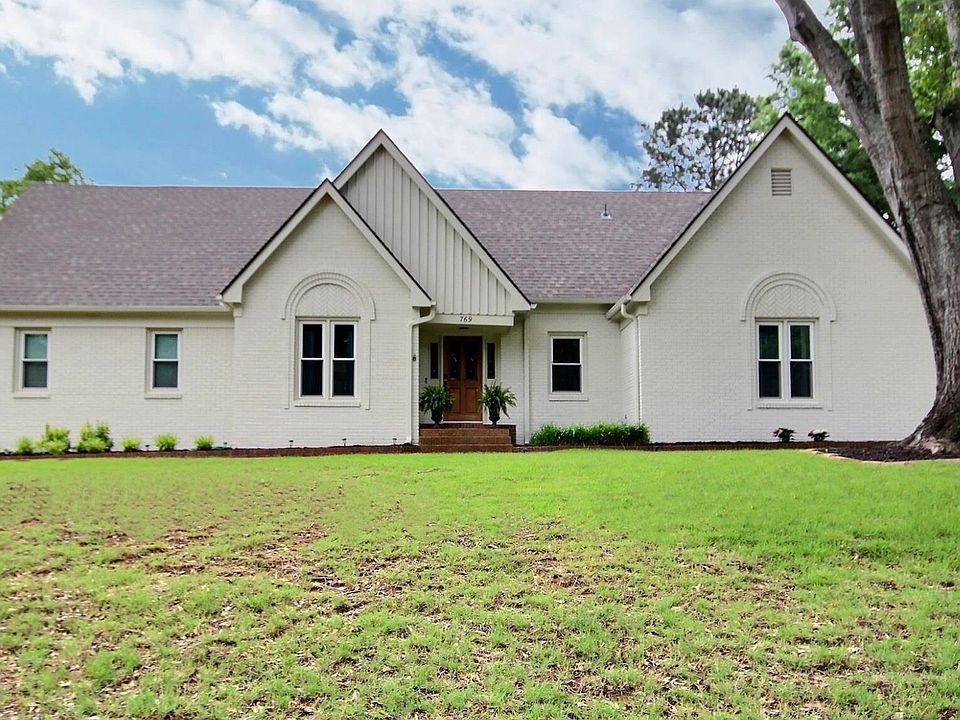 1st image of 769 Meadow Vale Dr
